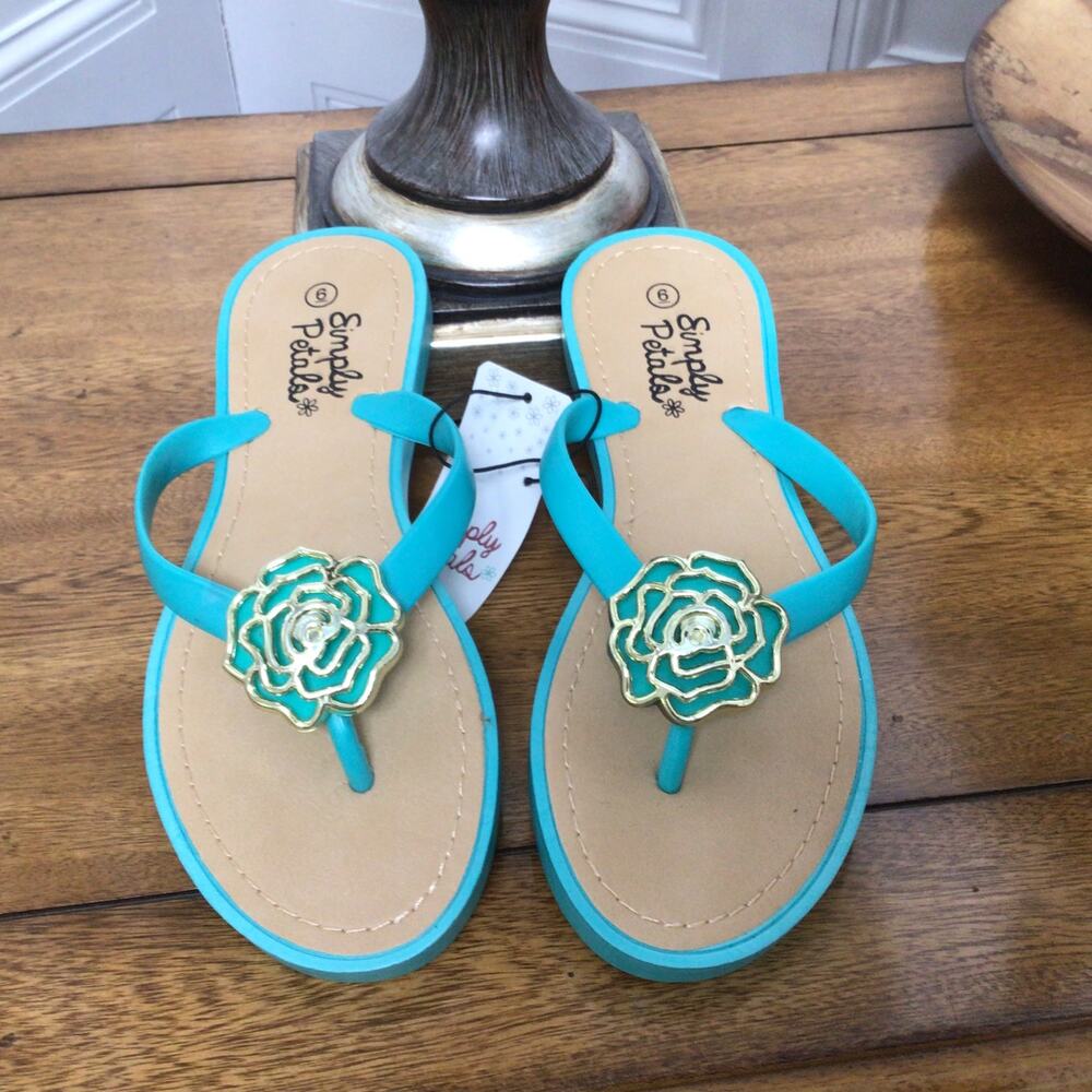 Simply Pedals Rubber Sandals Sz 6